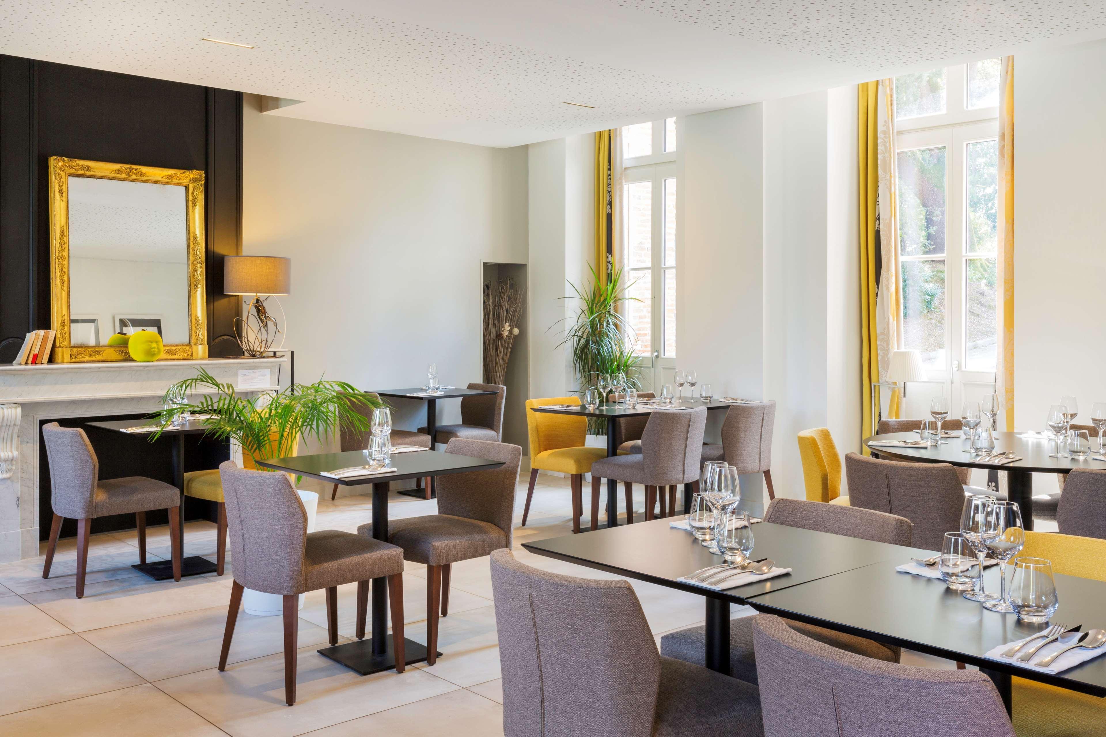 Best Western Premier Le Domaine De Montjoie Рамонвил-Сент-Ан Екстериор снимка