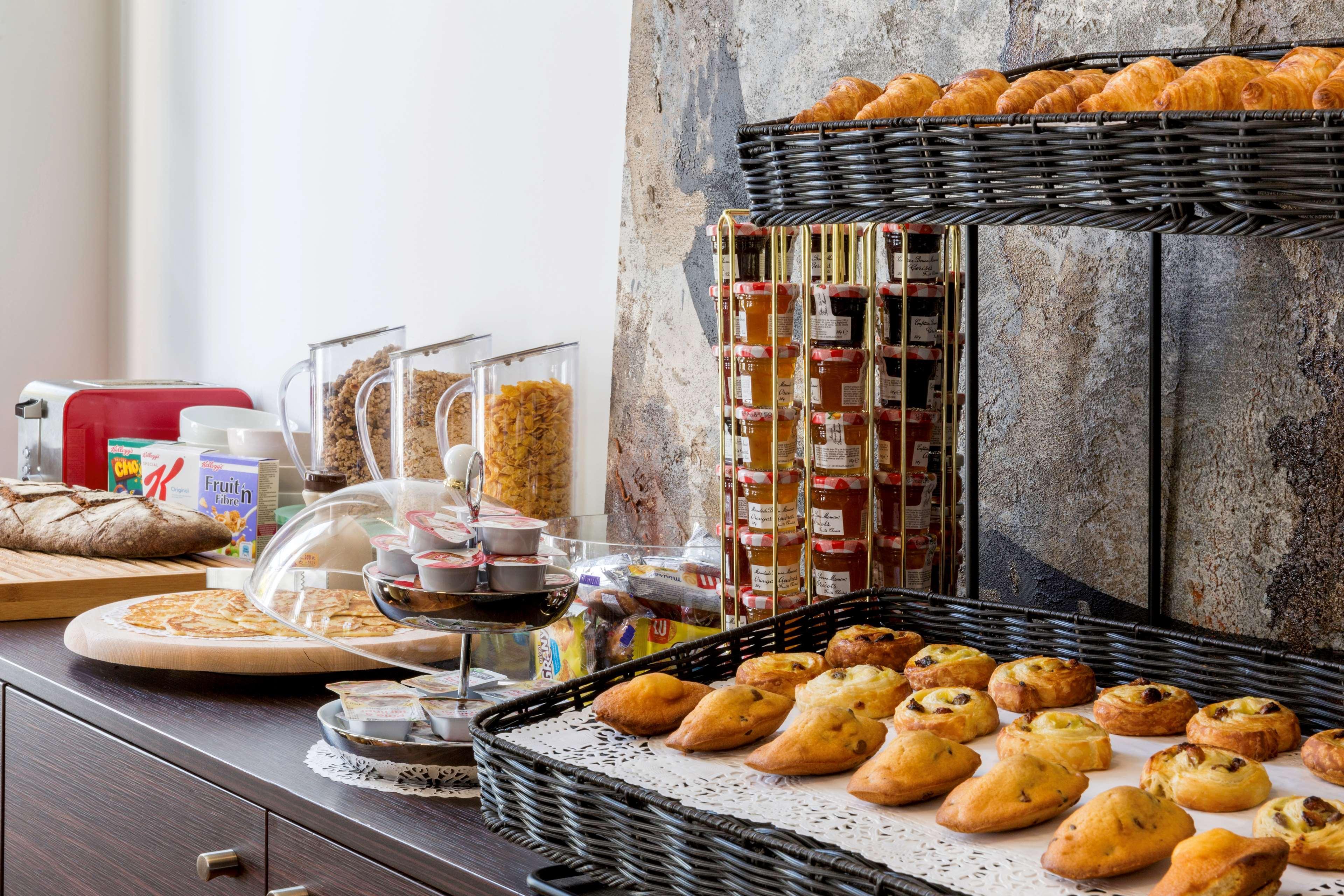 Best Western Premier Le Domaine De Montjoie Рамонвил-Сент-Ан Екстериор снимка